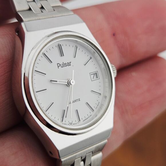 Pulsar Silver Tone Calendar Dial Watch Everyday Basic Casual Simple Classic - Picture 3 of 7